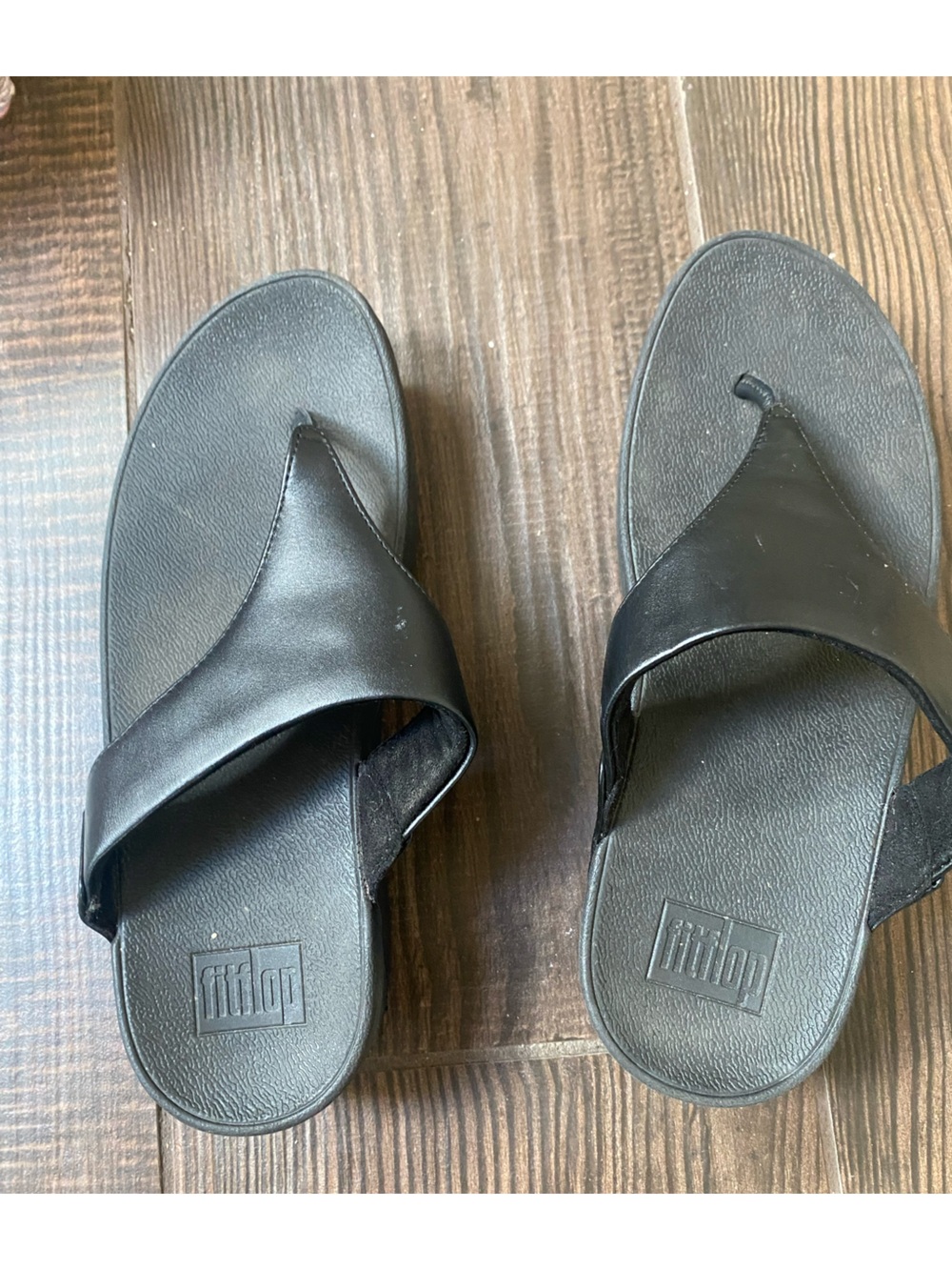 FitFlop Black Leather Toe-Post Slide Sandals - Women's